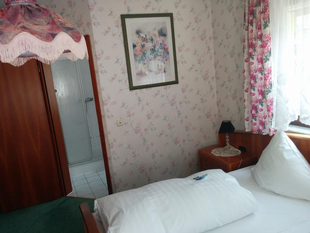 Hotel Seemoewe Simmerath Oda fotoğraf